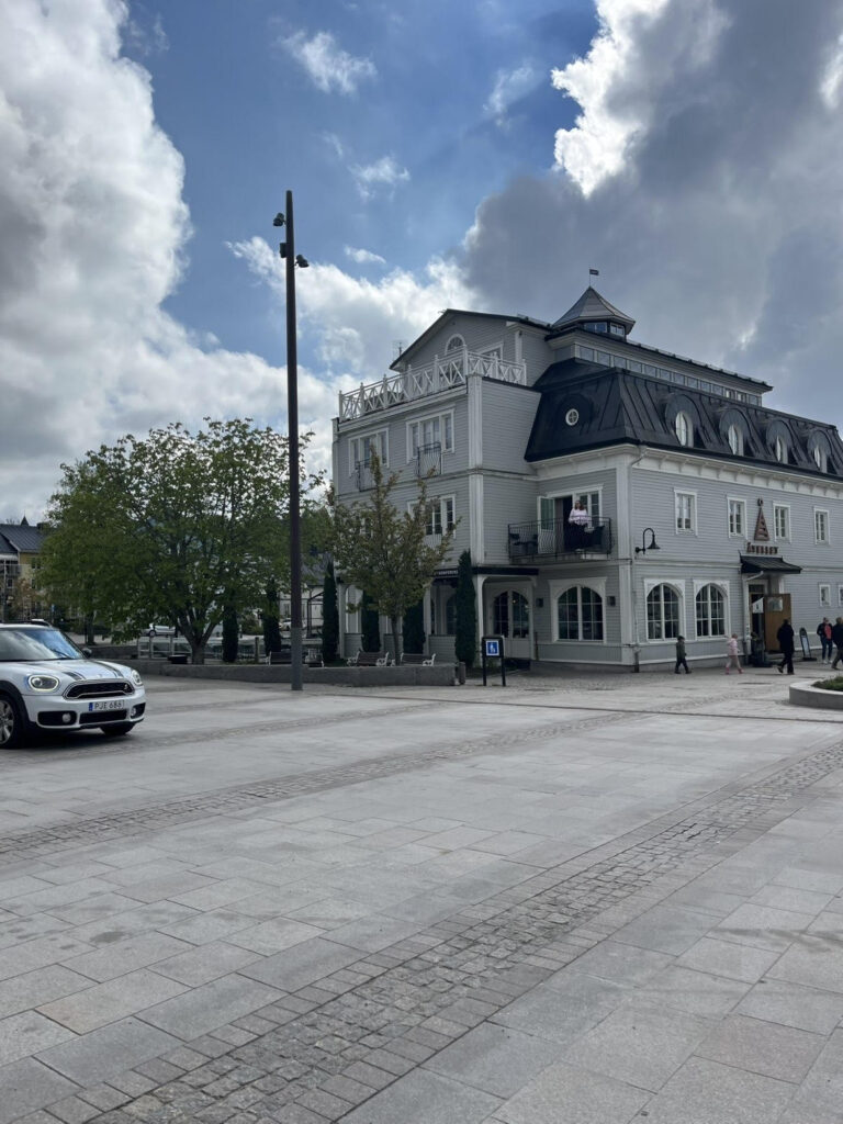 Tjejskjuts – när tjejer tar tryggheten i egna händer
