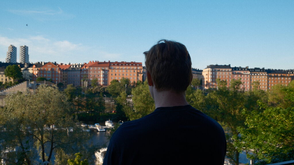 Han trodde att mörkret hörde tonåren till